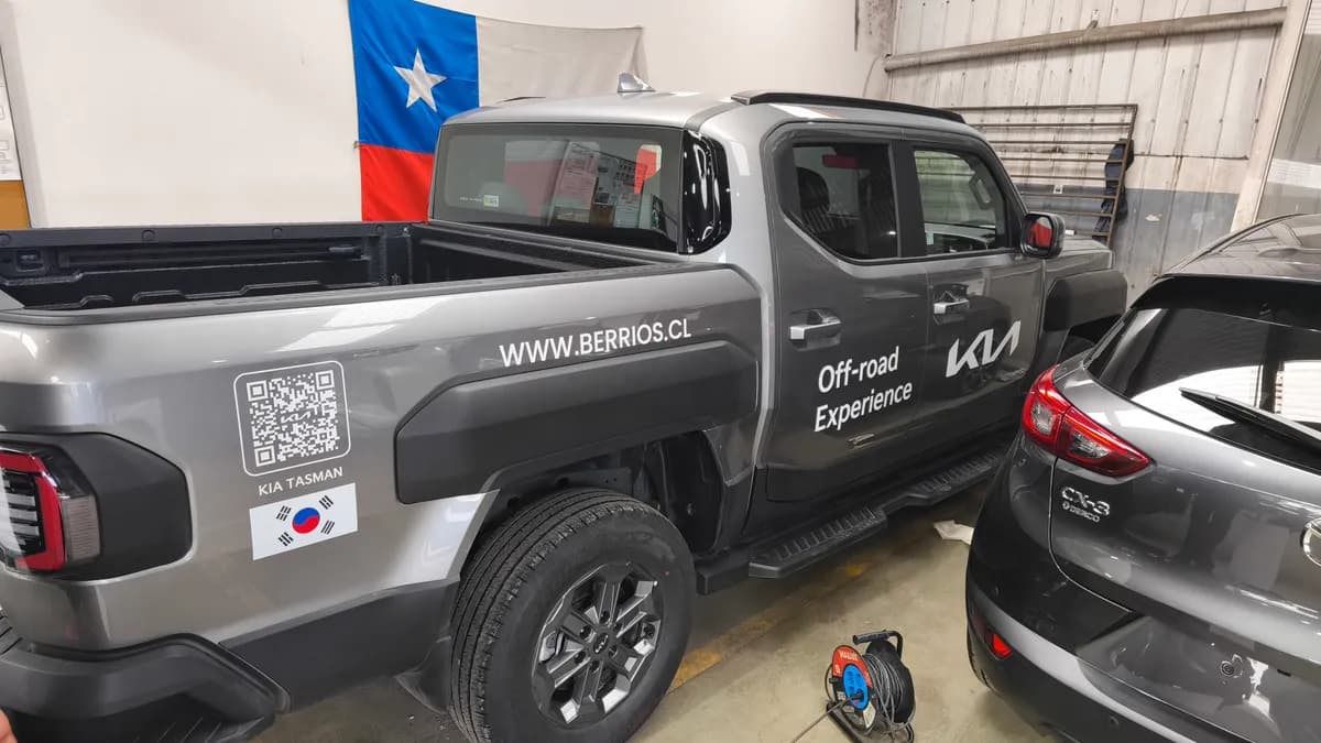 Window vision vinilo microperforado para vitrina comercial