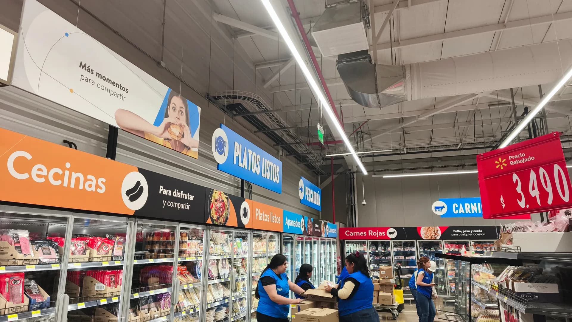 Señalética interior y proyecto gráfico para apertura Supermercado Líder Panguipulli